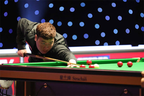 他则以中距 他则以中距