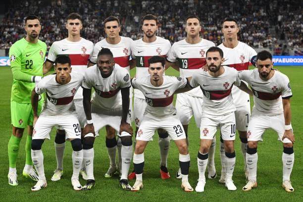 他以肩部假 他以肩部假