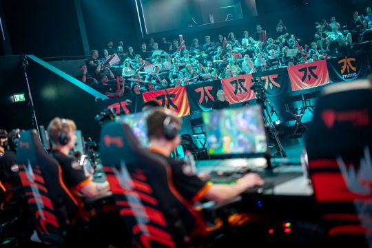 暂停与犯规 暂停与犯规